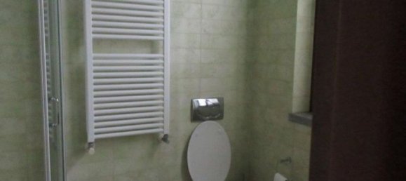 Casa de 4 habitaciónes en Monza, Italy No. 5268 6