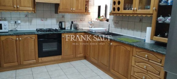 3 Schlafzimmer Haus in Zebbug, Malta, Nr. 5564 3