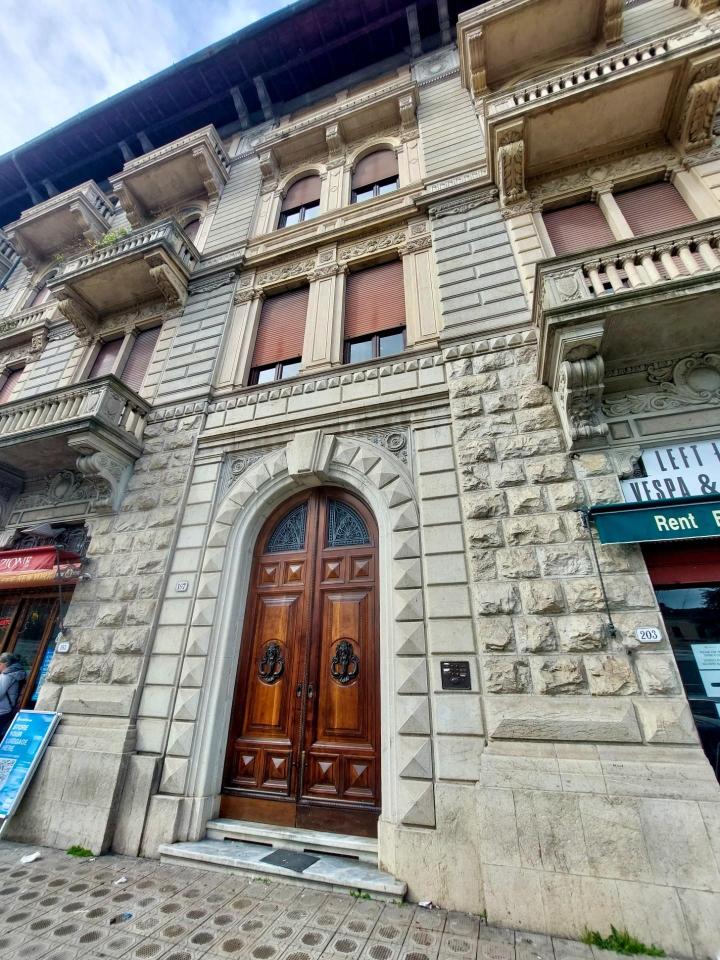 11 rooms Penthouse in Lucca, Italy No. 116858