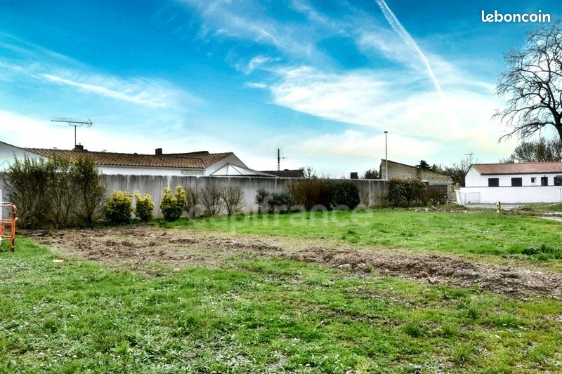 296m² Land in Verines, France No. 337737