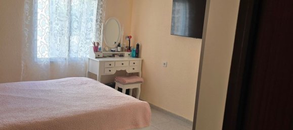 3 Schlafzimmer Wohnung in Alicante, Spain, Nr. 151023 19