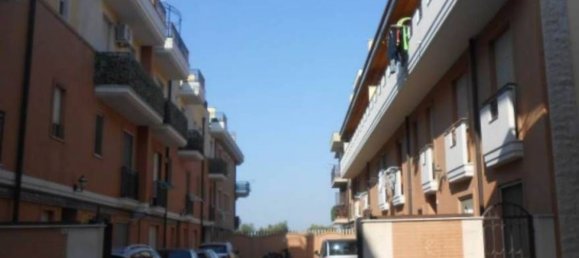 3-salle Appartement à San Severo, Italy No. 265692 9