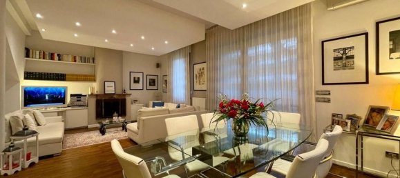 3 bedrooms Villa in Arese, Italy No. 166217 5