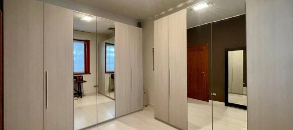 3 bedrooms Villa in Arese, Italy No. 166217 44