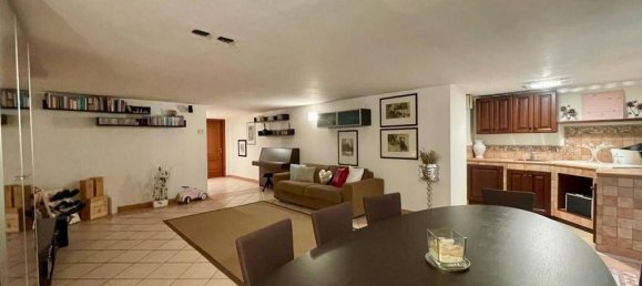 3 bedrooms Villa in Arese, Italy No. 166217 28