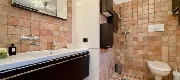 3 bedrooms Villa in Arese, Italy No. 166217 22