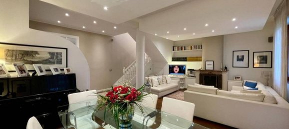 3 bedrooms Villa in Arese, Italy No. 166217 7