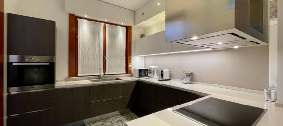 3 bedrooms Villa in Arese, Italy No. 166217 18