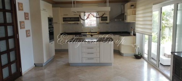 Villa 4+1 à Kemer, Turkey No. 28621 17