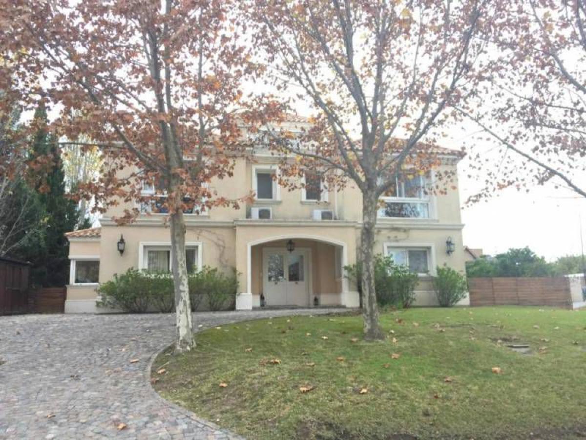 5 غرف نوم منزل في Tigre, Argentina رقم 3816