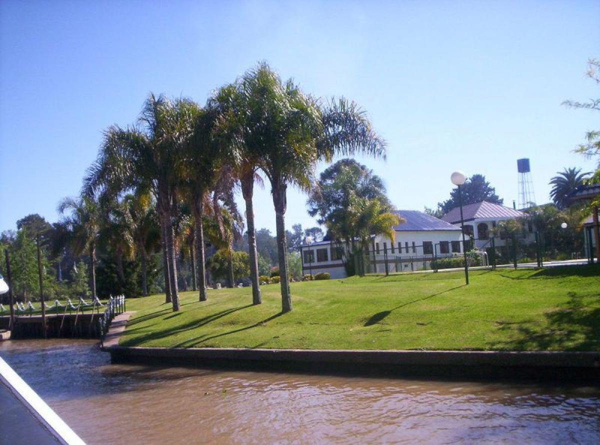 3 bedrooms Apartment in Tigre, Argentina No. 53629