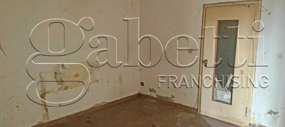 7-salle Maison à Ferrara, Italy No. 177931 2