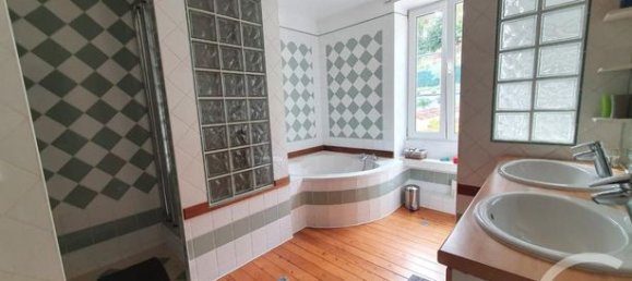 5 Schlafzimmer Haus in Val-d'Oise, France, Nr. 358450 12