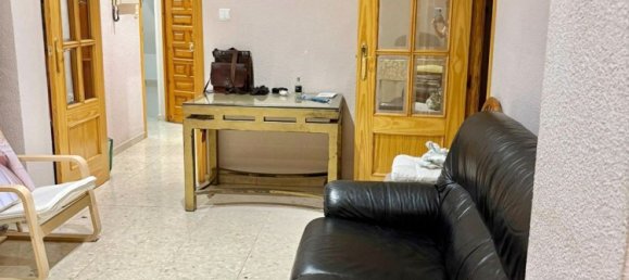 3 Schlafzimmer Wohnung in Cordoba, Spain, Nr. 161345 3