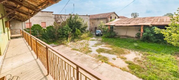 4 bedrooms House in Busca, Italy No. 159494 19