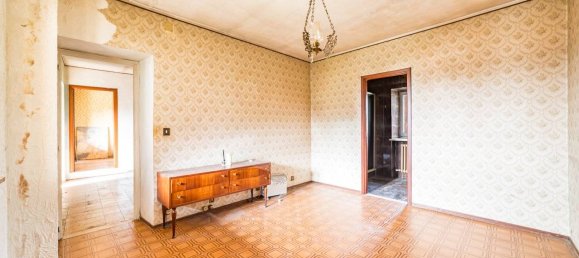 4 bedrooms House in Busca, Italy No. 159494 15