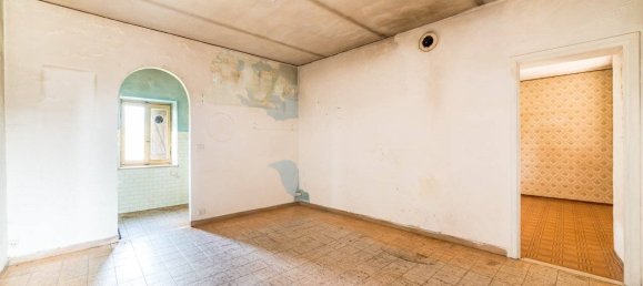 4 bedrooms House in Busca, Italy No. 159494 14