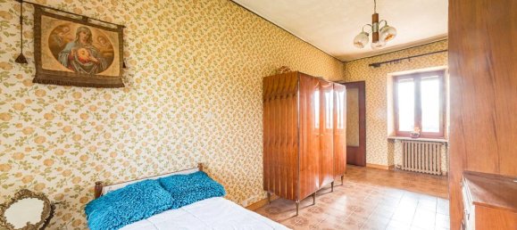 4 bedrooms House in Busca, Italy No. 159494 12