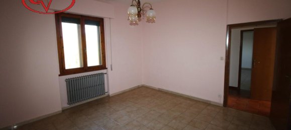 3غرفة شقة في Laterina Pergine Valdarno, Italy رقم 230696 5