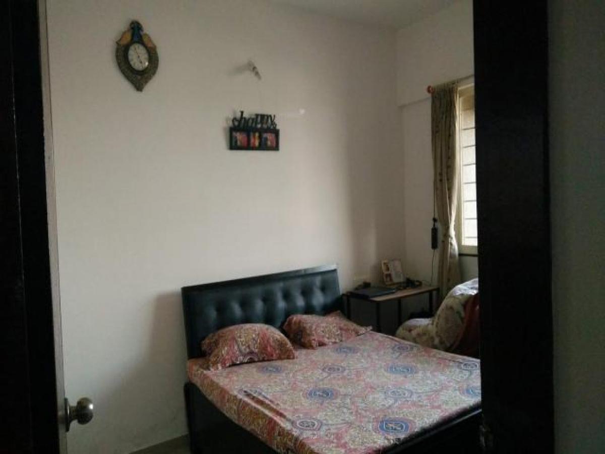 2 bedrooms House in Pune, India No. 19130