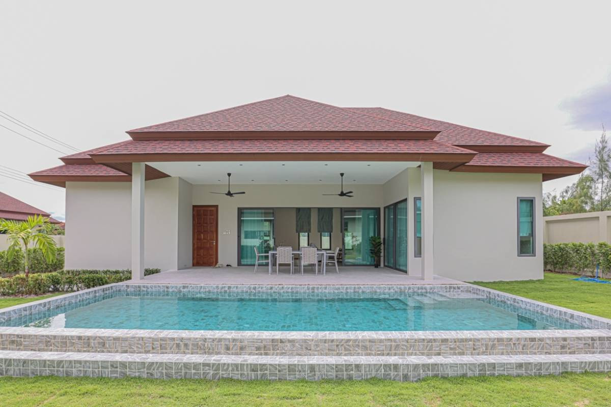 3 bedrooms Cafe / restaurant in Hua Hin, Thailand No. 11539