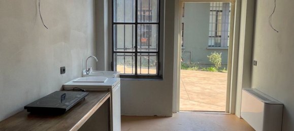 730m² Warehouse in Milan, Italy No. 249813 43