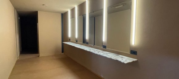 730m² Warehouse in Milan, Italy No. 249813 26