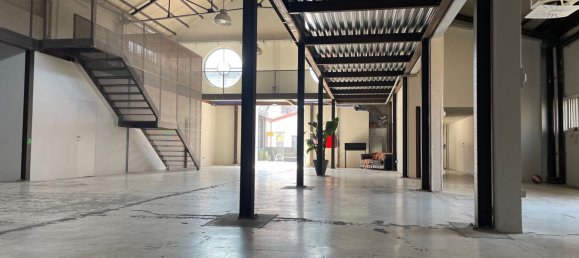 730m² Warehouse in Milan, Italy No. 249813 15