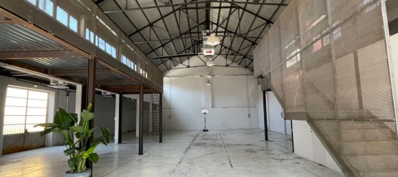 730m² Warehouse in Milan, Italy No. 249813 7