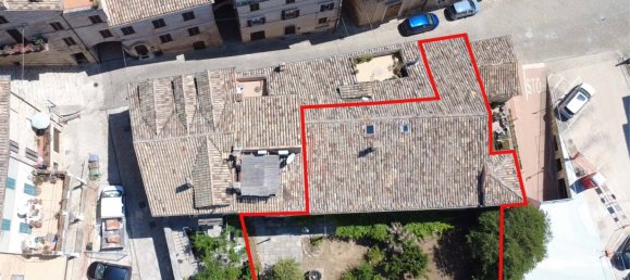 3 bedrooms House in Ripatransone, Italy No. 356535 2