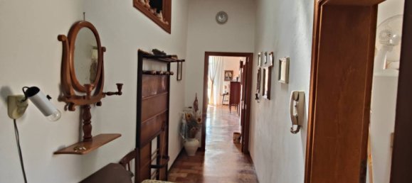 3 bedrooms House in Ripatransone, Italy No. 356535 12