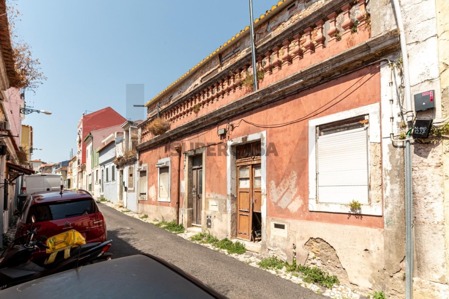 144m² Building in Lisbon, Portugal No. 280623