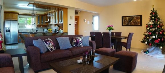 3 chambres propriété commerciale à vendre à Pegeia, Paphos, Cyprus № 9862 9