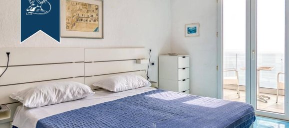 9 bedrooms Hotel in Naples, Italy No. 354923 16