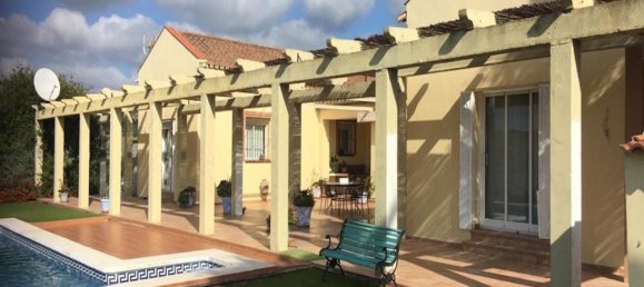 6 bedrooms House in San Martin del Tesorillo, Spain No. 143818 4