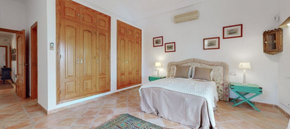 6 bedrooms House in San Martin del Tesorillo, Spain No. 143818 43