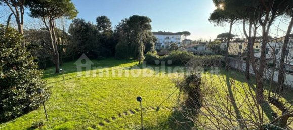 7 bedrooms Villa in Massa, Italy No. 349462 38