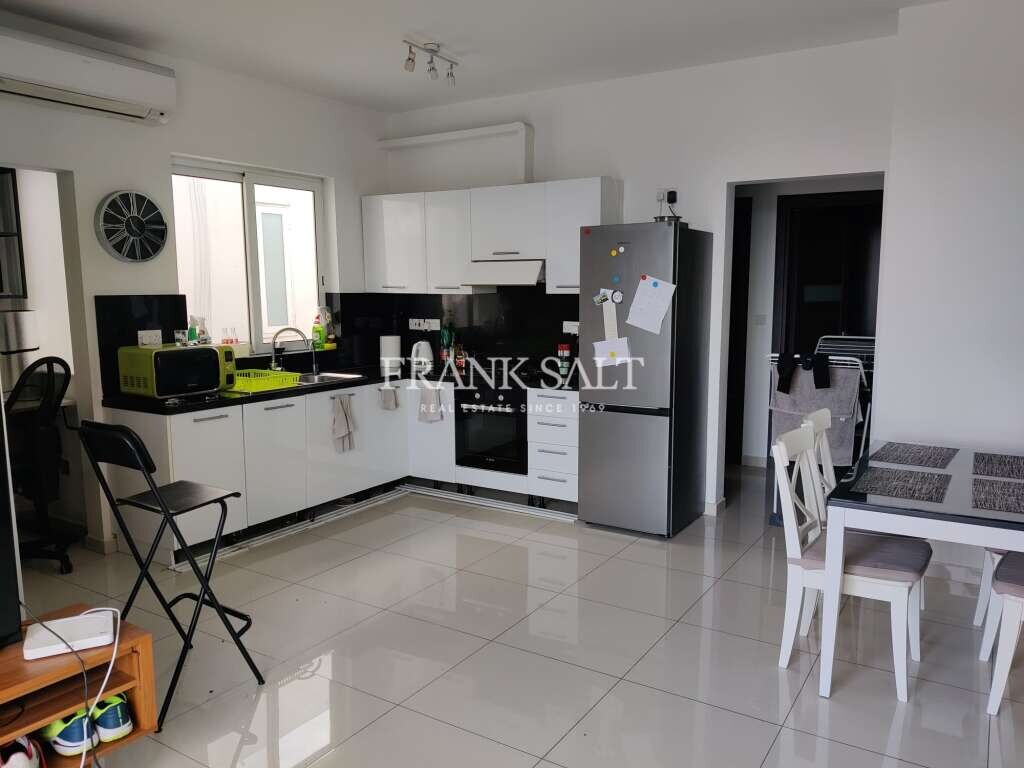 2 Schlafzimmer Penthouse in Swieqi, Malta, Nr. 5385