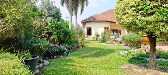 Haus in Pattaya, Thailand 240m², Nr. 77457 17