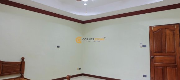 Haus in Pattaya, Thailand 240m², Nr. 77457 5