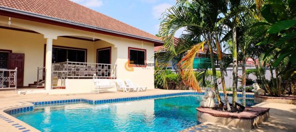 Haus in Pattaya, Thailand 240m², Nr. 77457 21