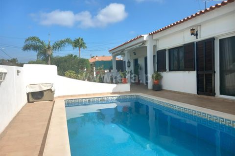 3 bedrooms House in Loule, Portugal No. 252397