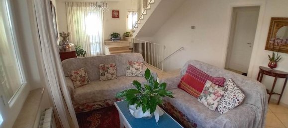 4 bedrooms Villa in Pietrasanta, Italy No. 85583 12