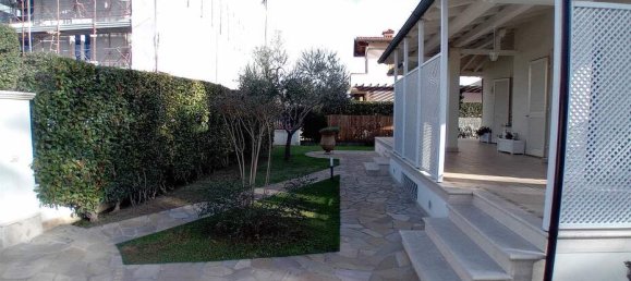 4 bedrooms Villa in Pietrasanta, Italy No. 85583 18