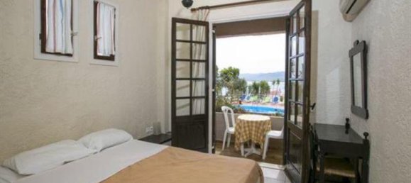 1300m² Townhouse in Malia, Greece No. 5968 13