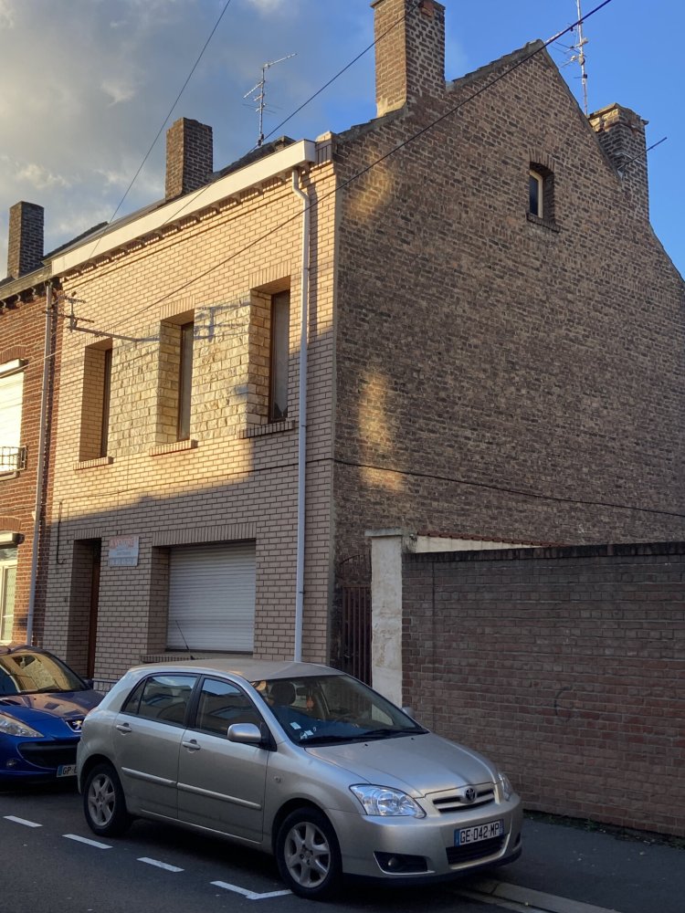 3 chambres Maison à Lens, France No. 258439