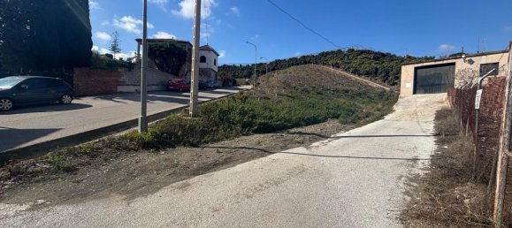 884m² Commercial property in Benamocarra, Spain No. 92016 8