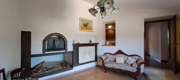5 rooms Apartment in Amelia, Italy No. 137307 9