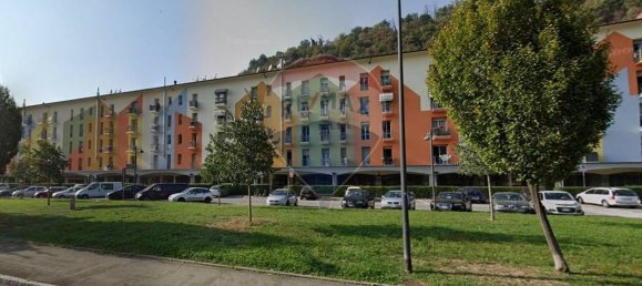 Propriété commerciale à Trescore Balneario, Italy 479m² No. 313779 10