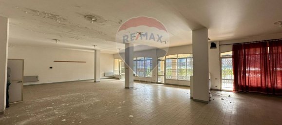 Propriété commerciale à Trescore Balneario, Italy 479m² No. 313779 6